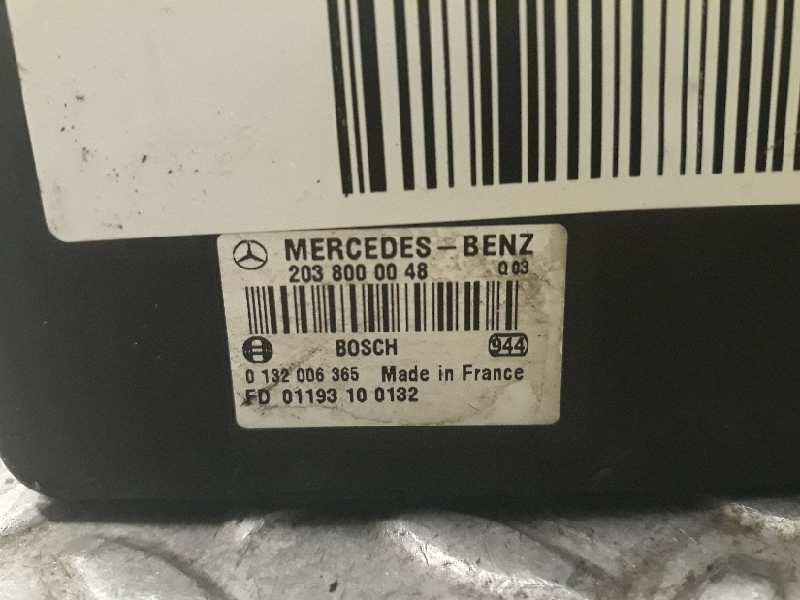 MERCEDES-BENZ C-Class W203/S203/CL203 (2000-2008) Autre partie 2038000048 24838606