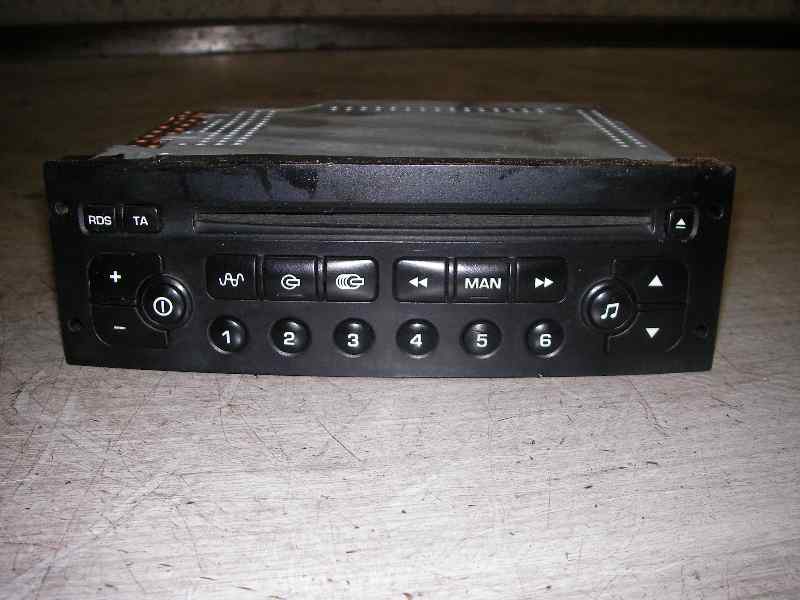 Sistema audio / radio cd NFU(TU5JP4) de Peugeot 206 cc (2d) 2000-2007 109 CV con 1 km - pieza usada
