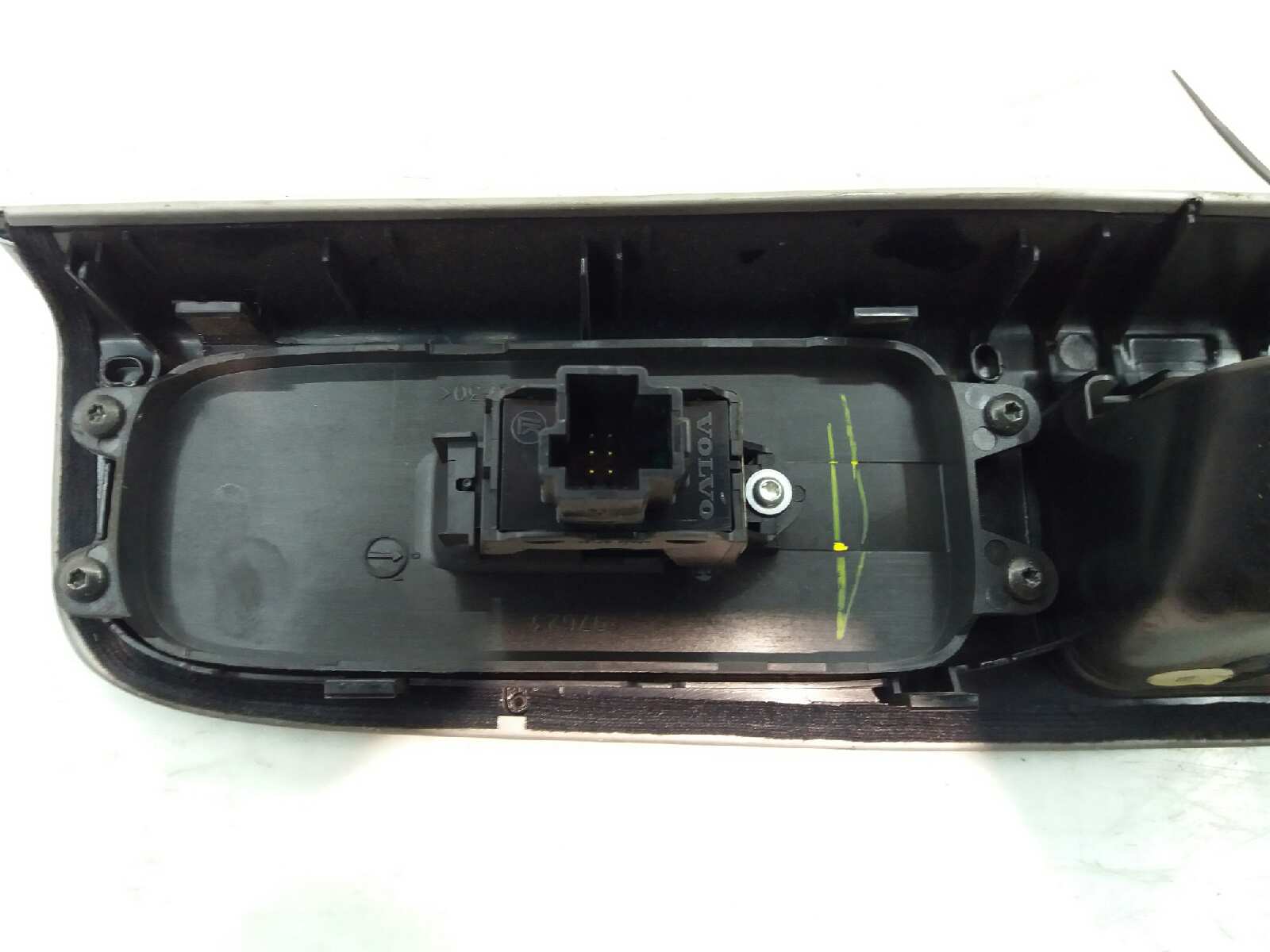 VOLVO S40 2 generation (2004-2012) Commutateur de vitre de porte avant droite 30773214 18688655