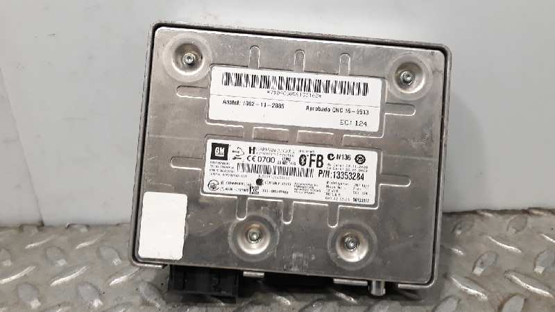 Centralita motor uce A16XER 13353284 de Opel Astra j lim. 2009-2015 116 CV con 90646 km