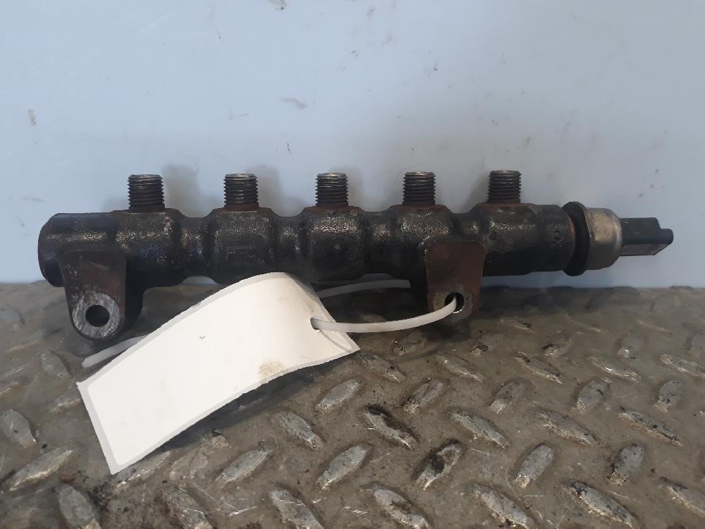 Rampa inyectora 8HSDV4TD 9654592680 de Citroen Nemo furgoneta/monovolumen (aa_) 2008-2018 68 CV con 1 km