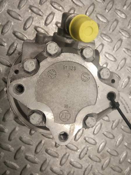 AUDI A4 B5/8D (1994-2001) Power Steering Pump 8D0145177D 23280369