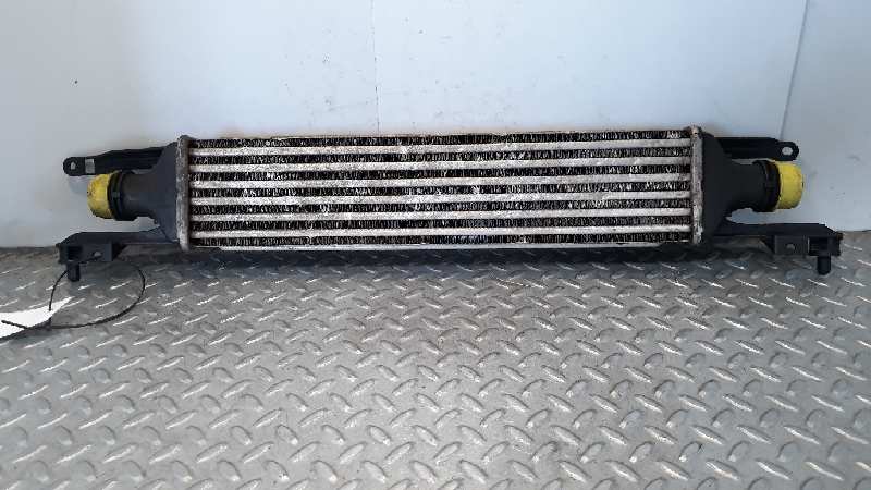 OPEL Corsa D (2006-2020) Radiateur de refroidisseur intermédiaire 55702004 23684105