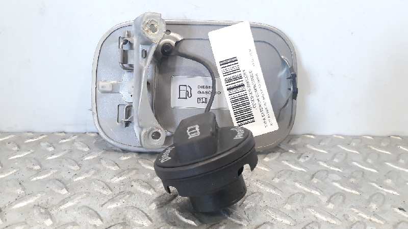 AUDI A4 B6/8E (2000-2005) Крышка топливного бака 8E0809905B 23680930