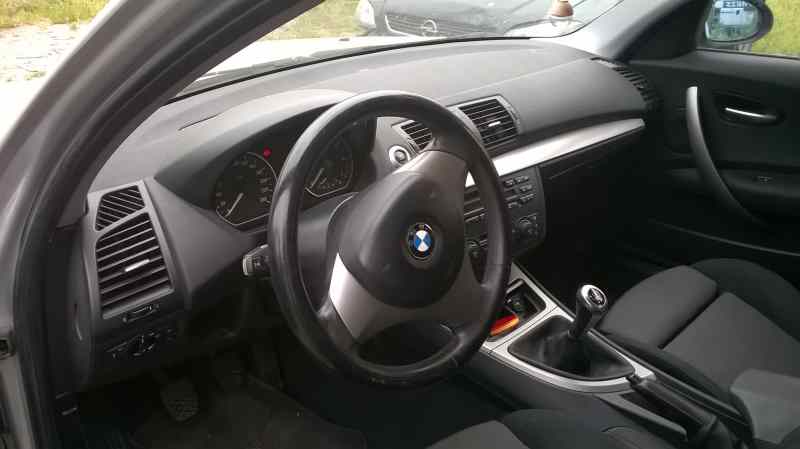 BMW 1 Series E81/E82/E87/E88 (2004-2013) Priekinių dešinių durų stiklo pakelėjas 51337138466 18507588