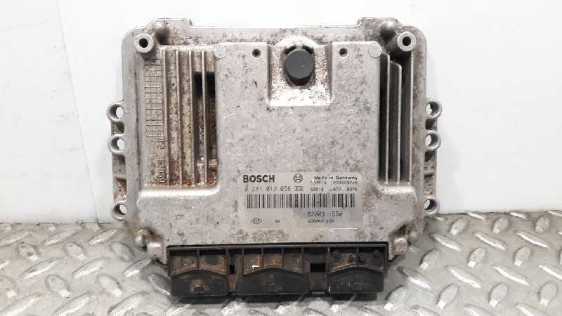 RENAULT Laguna 2 generation (2001-2007) Kiti valdymo blokai 0281012058 18597240