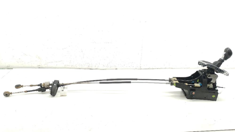 Palanca de cambio B 16 DTL 55563829 de Opel Astra j (p10) 2009-2015 110 CV con 166859 km