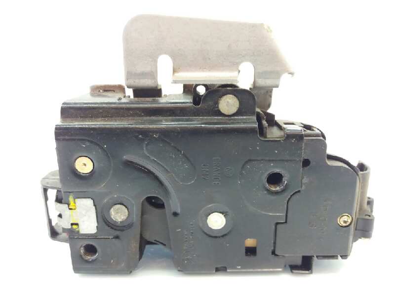 AUDI A4 B6/8E (2000-2005) Vasemman etuoven lukko 4B1837015G 18715028