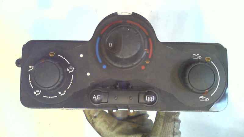 RENAULT Clio 2 generation (1998-2013) Climate  Control Unit 030967W 18511293