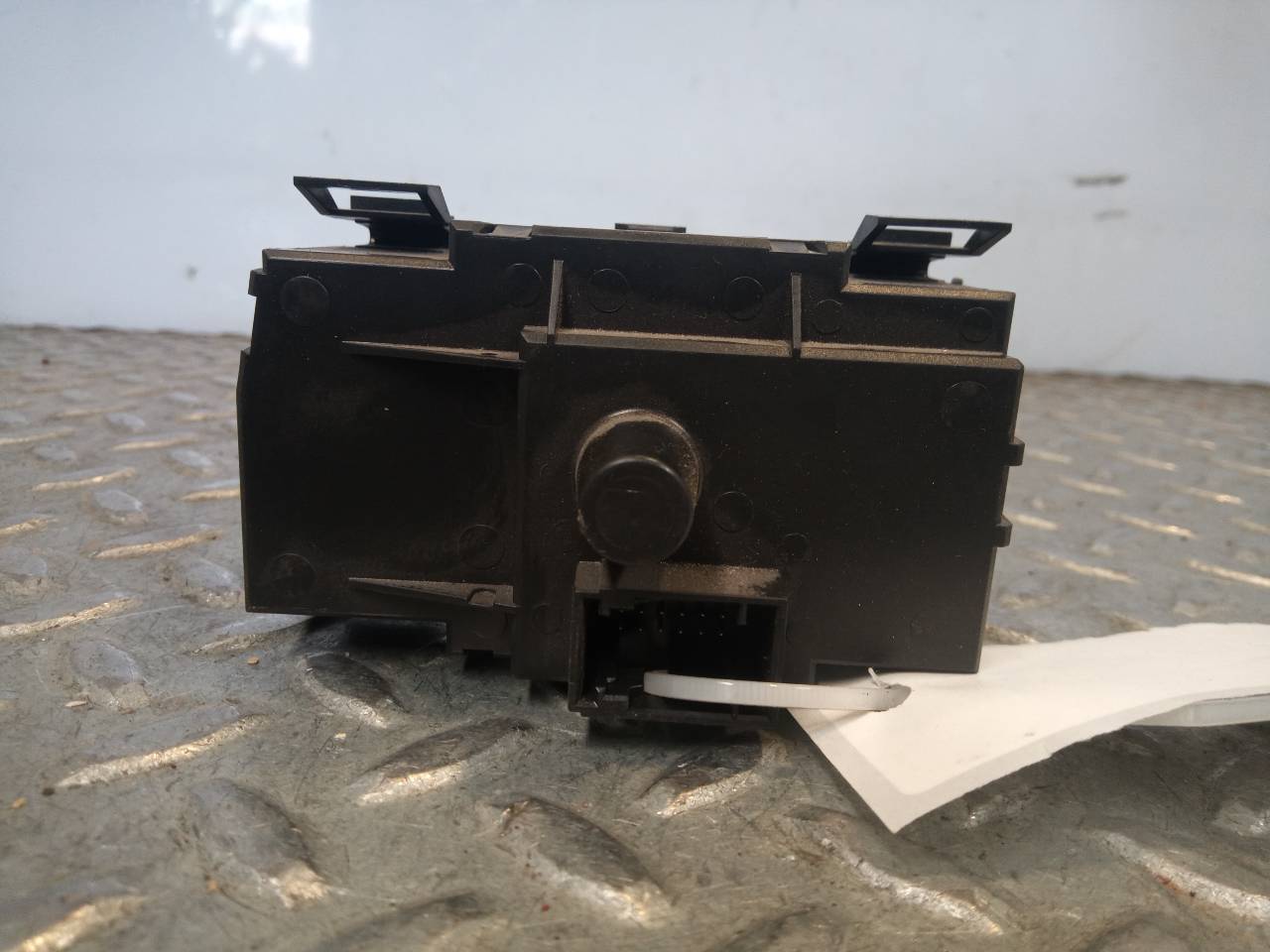 BMW 1 Series E81/E82/E87/E88 (2004-2013) Headlight Switch Control Unit 693279204,33600101 23339182