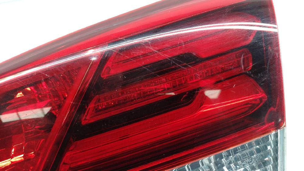 Piloto trasero derecho porton D4FD 924043Z600 de Hyundai I40 (vf) 2012-2019 116 CV con 402919 km - pieza usada