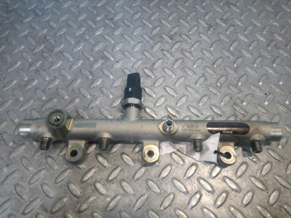 Rampa inyectora RHY 0445214019 de Citroen Xsara picasso (n68) 1999-2011 90 CV con 1 km