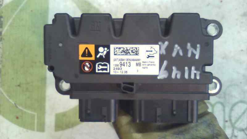 OPEL Astra J (2009-2020) Блок SRS 13599653 18556386