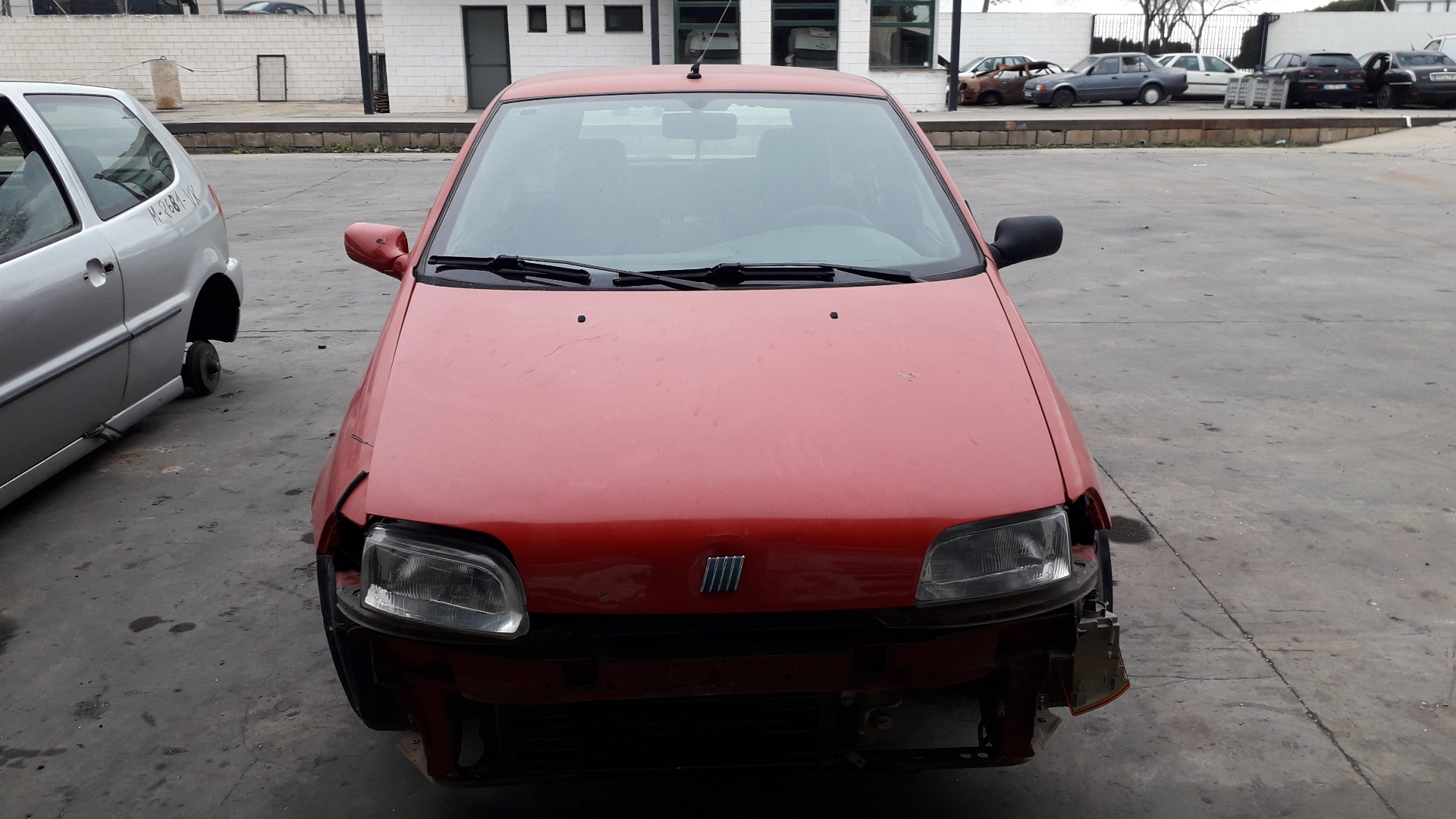 FIAT Punto 1 generation (1993-1999) Priekinis bamperis(buferis) 23697511