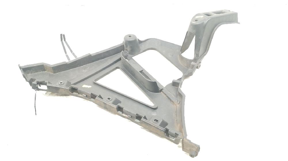 Soporte paragolpes trasero derecho M9R (110 KW) 850440001R de Renault Laguna iii (bt0/1) 2007-2015 150 CV con 436996 km - pieza usada