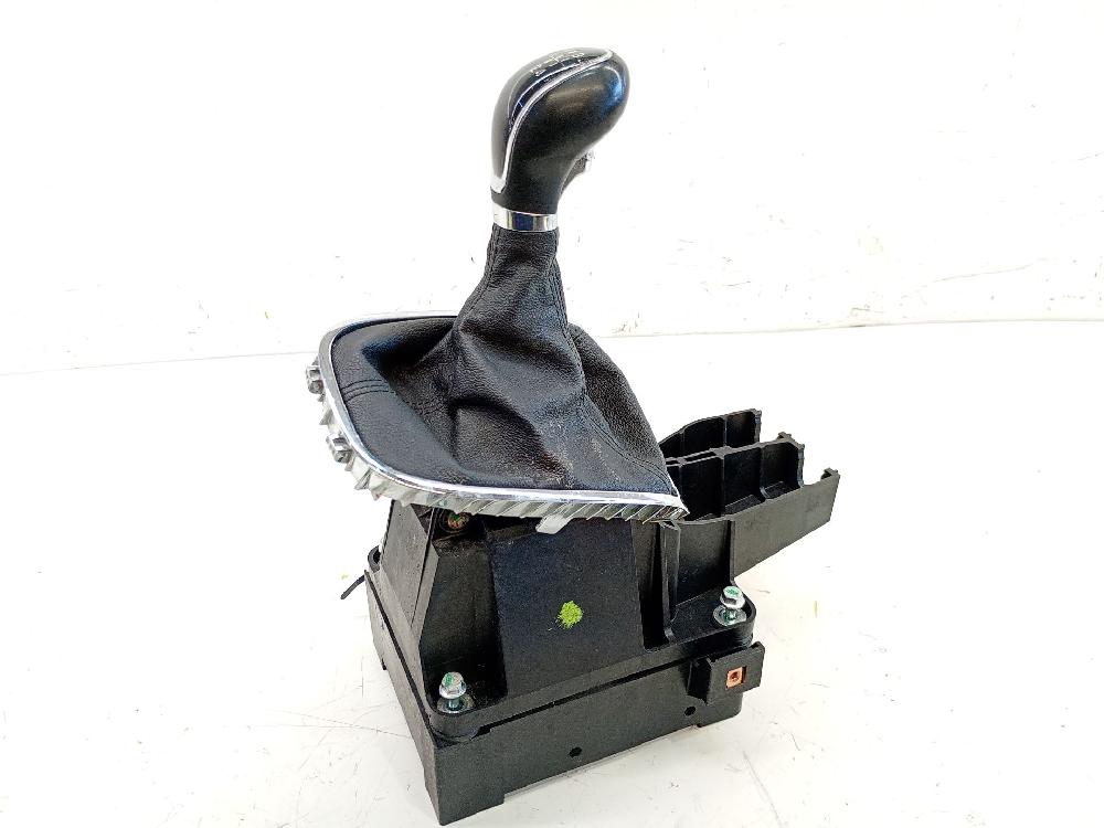 Palanca de cambio B 16 DTL 55563829 de Opel Astra j (p10) 2009-2015 110 CV con 148683 km - pieza usada