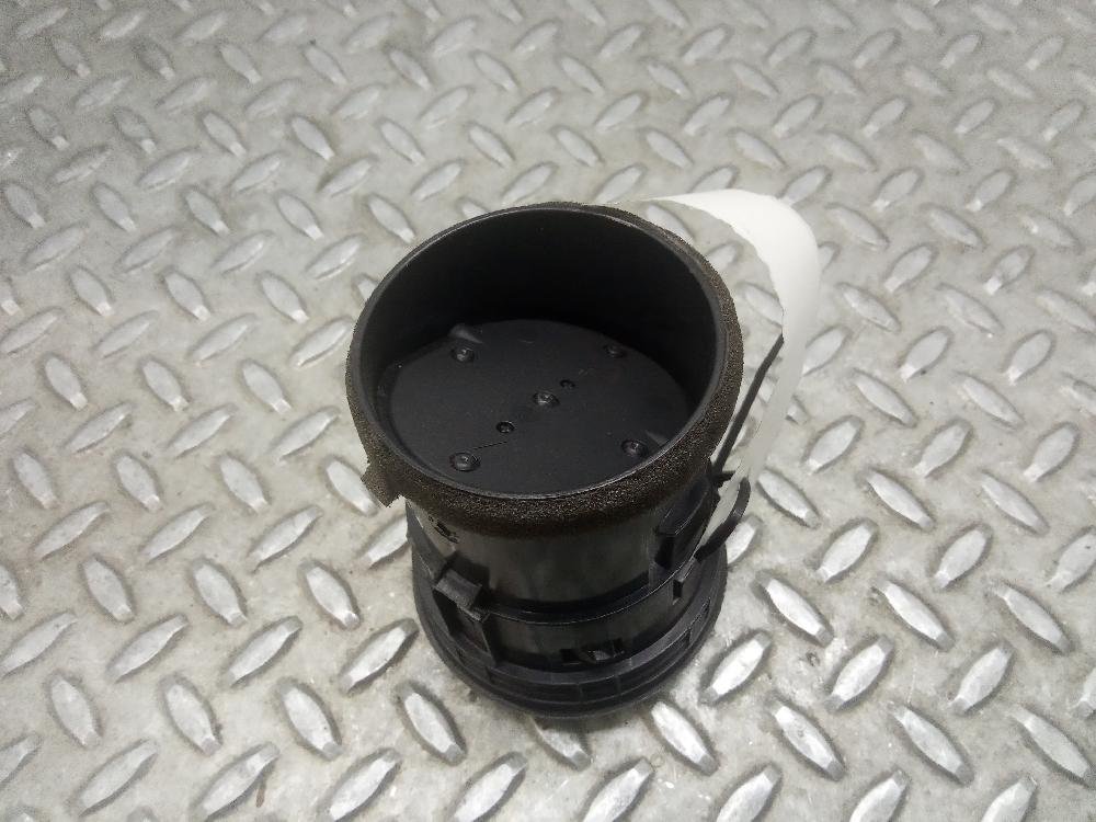 Aireador izquierdo K9K de Nissan Qashqai / qashqai +2 i (j10, nj10, jj10e) 2007-2013 110 CV con 1 km - pieza usada
