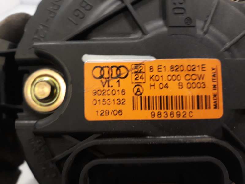 AUDI A4 B7/8E (2004-2008) Lämmittimen tuuletin 8E1820021E 18669267