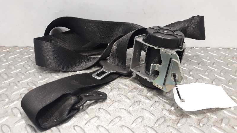 BMW 1 Series E81/E82/E87/E88 (2004-2013) Rear Right Seatbelt 72119139832 23289645