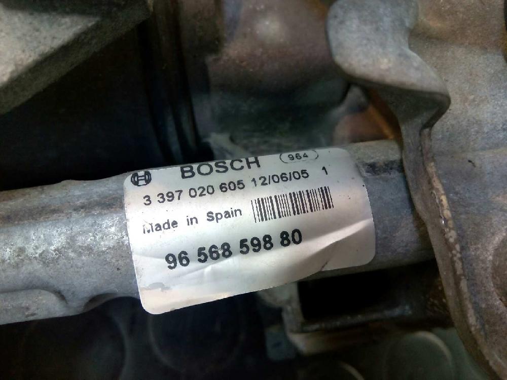 Motor limpia delantero 9HY 0390241722 de Peugeot 407 2004-2011 109 CV con 1 km - pieza usada