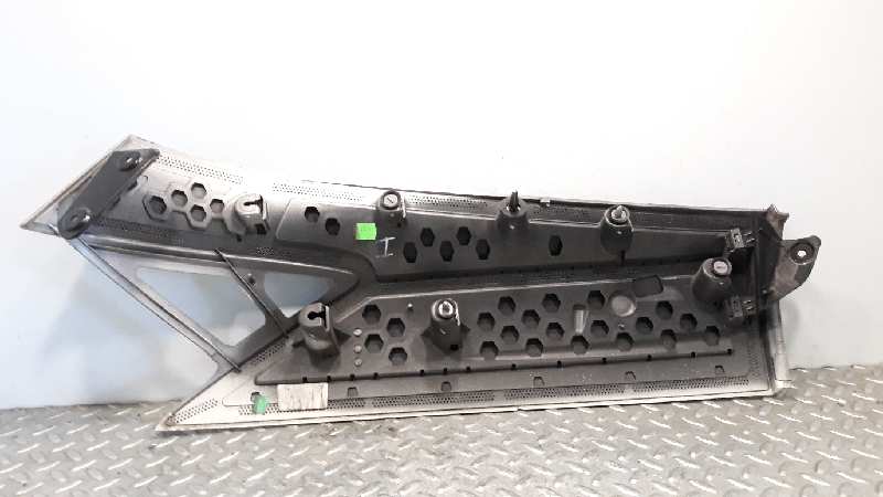 Aletín trasero izquierdo T1DA 1766994 de Ford Grand c-max (dxa/cb7, dxa/ceu) 2010-2015 116 CV con 127625 km - pieza usada