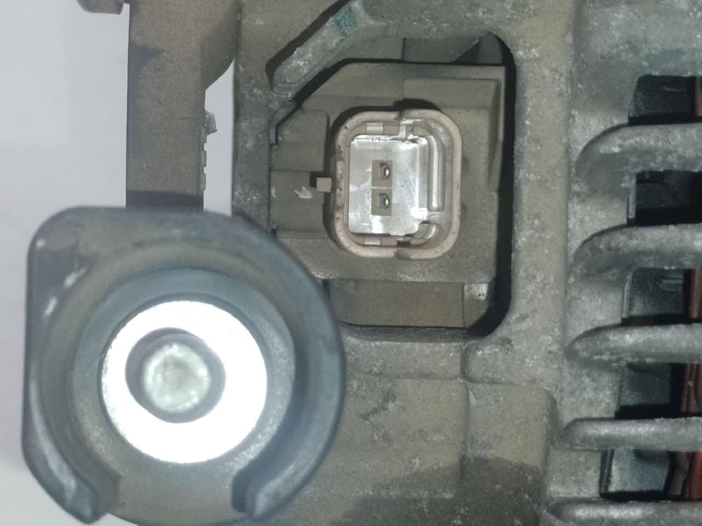 Alternador RHR 9654752880 de Peugeot 407 (6d_) 2004-2010 - pieza usada