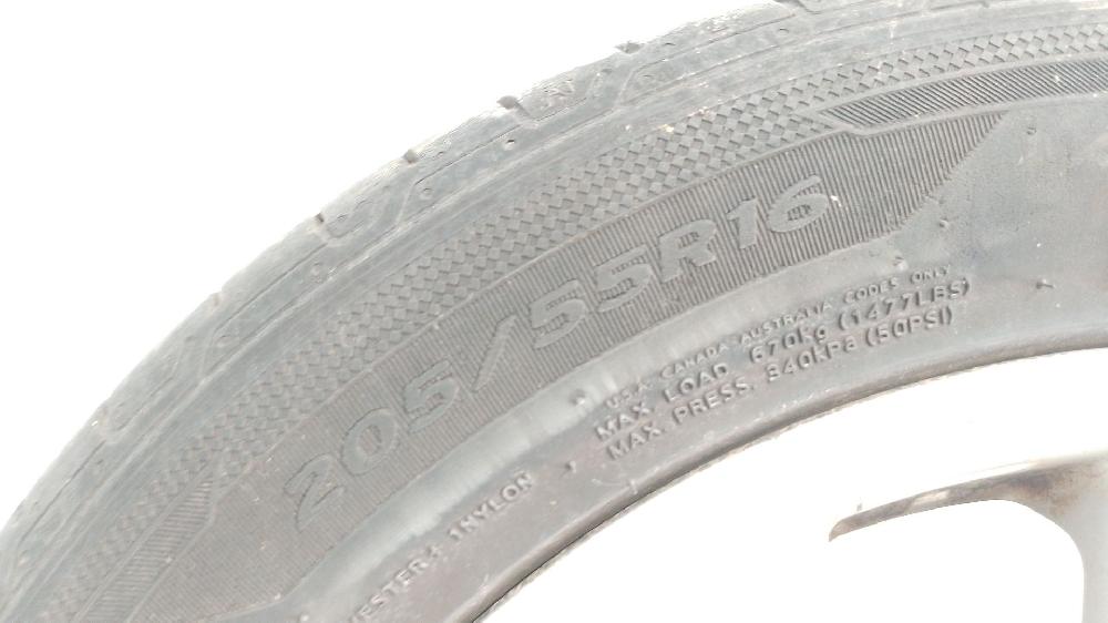Neumático BKP de Volkswagen Passat b6 (3c2) 2005-2008 140 CV - pieza usada