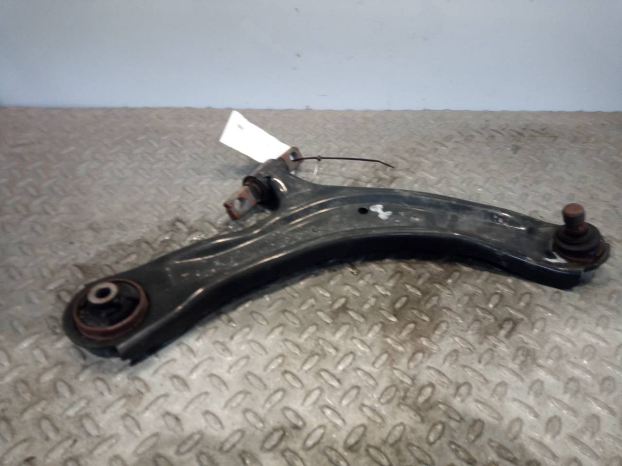 NISSAN Qashqai 1 generation (2007-2014) Braț de control inferior dreapta față 23709144