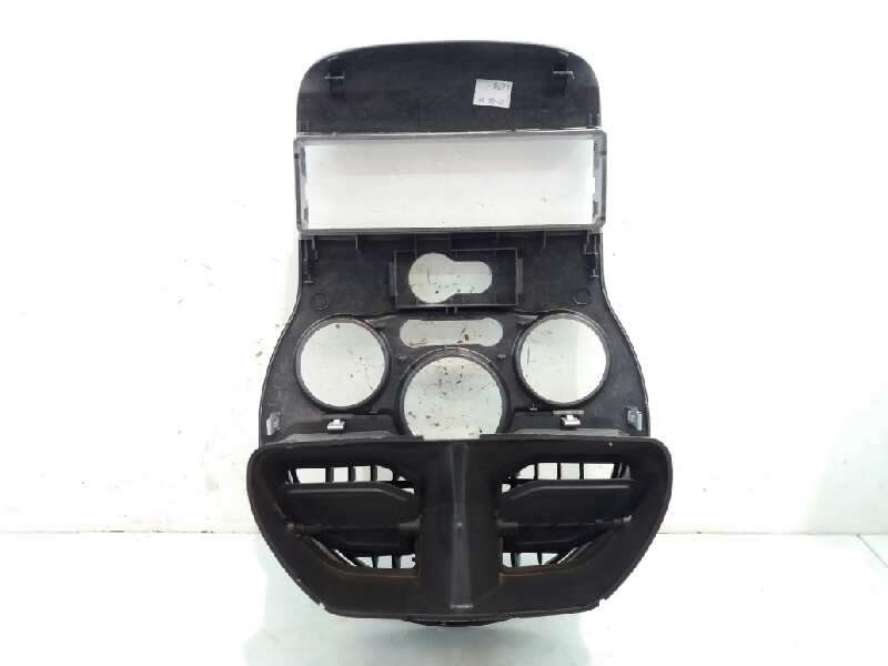 RENAULT Modus 1 generation (2004-2012) Panelės ortakiai 8200327060 18706137