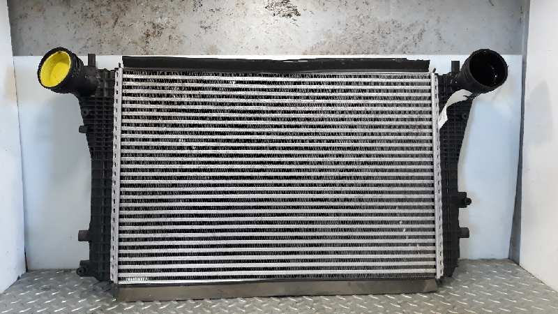 VOLKSWAGEN Passat B6 (2005-2010) Intercooler Radiator 3C0145803G 18777094