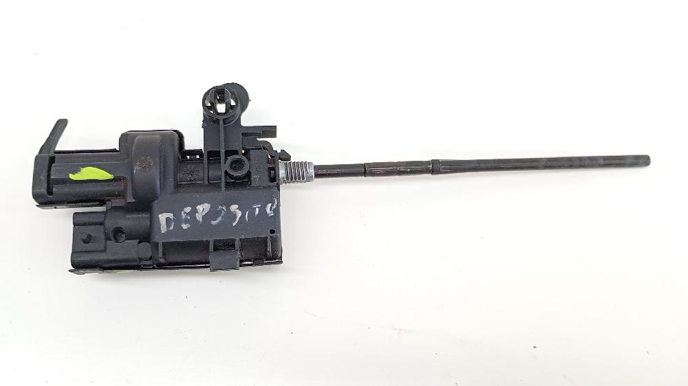 Motor tapa combustible K4J 770,K4J 780 67116923974 de Renault Modus / grand modus (f/jp0_) 2004-0 98 CV con 134232 km - pieza usada