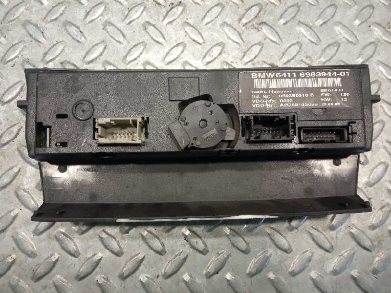 BMW 3 Series E90/E91/E92/E93 (2004-2013) Climate  Control Unit 6411698394401 18643726