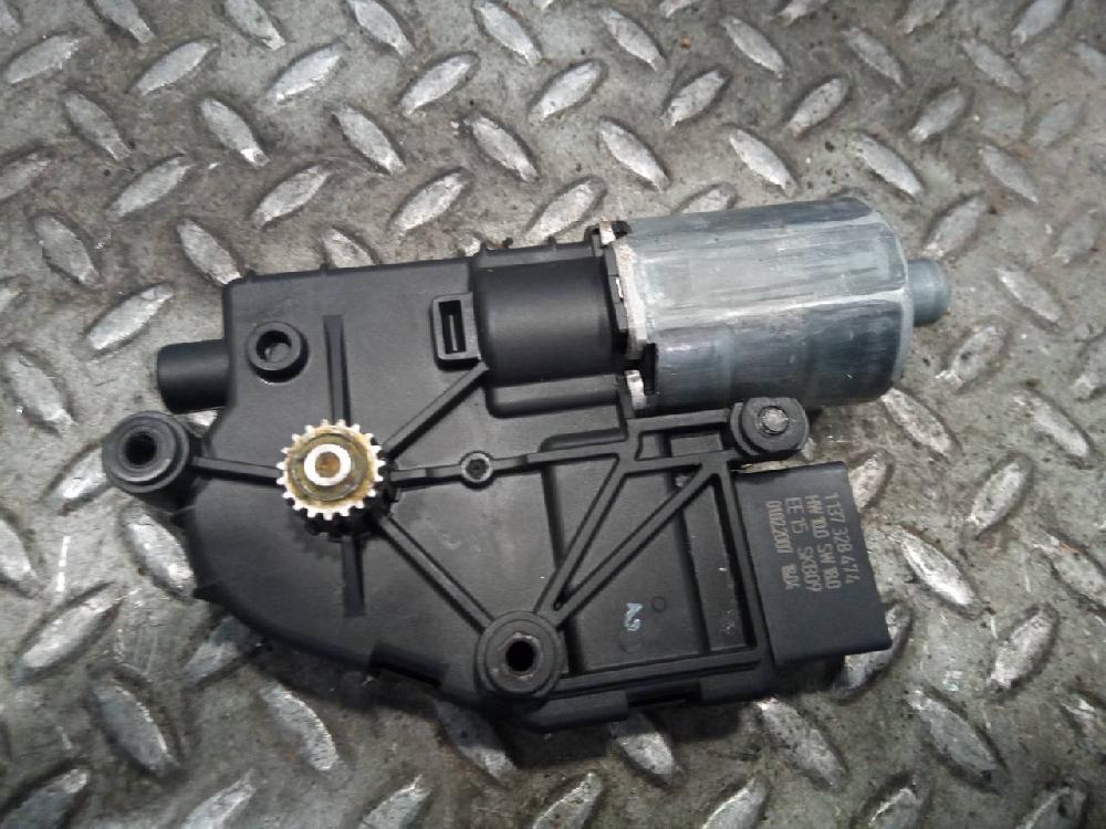 Motor techo eléctrico BUN 0390200071 de Audi Q7 (4lb) 2006-2010 211 CV con 1 km - pieza usada