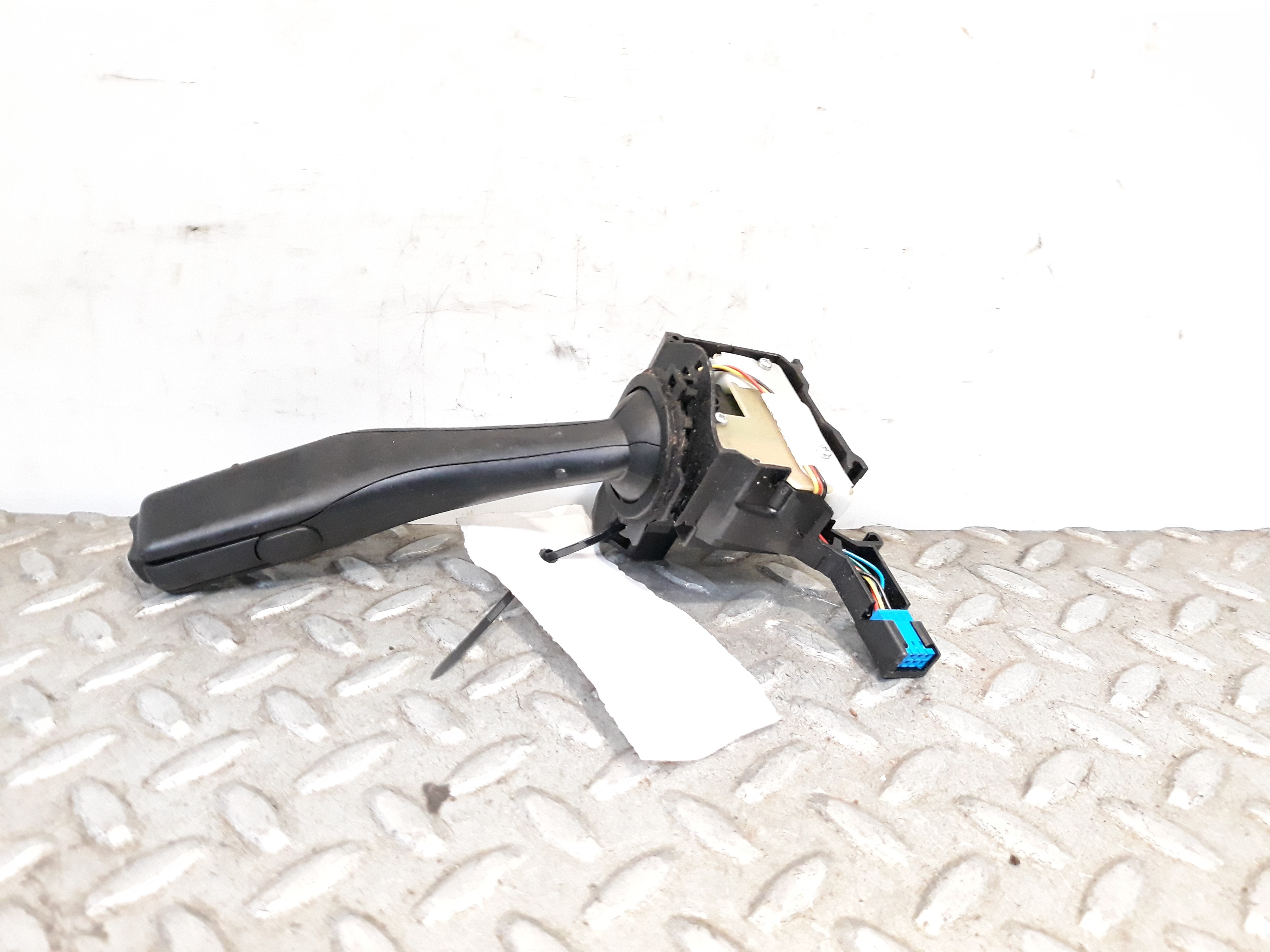 CHEVROLET Leon 2 generation (2005-2012) Indicator Wiper Stalk Switch 1K0953519A 23692106