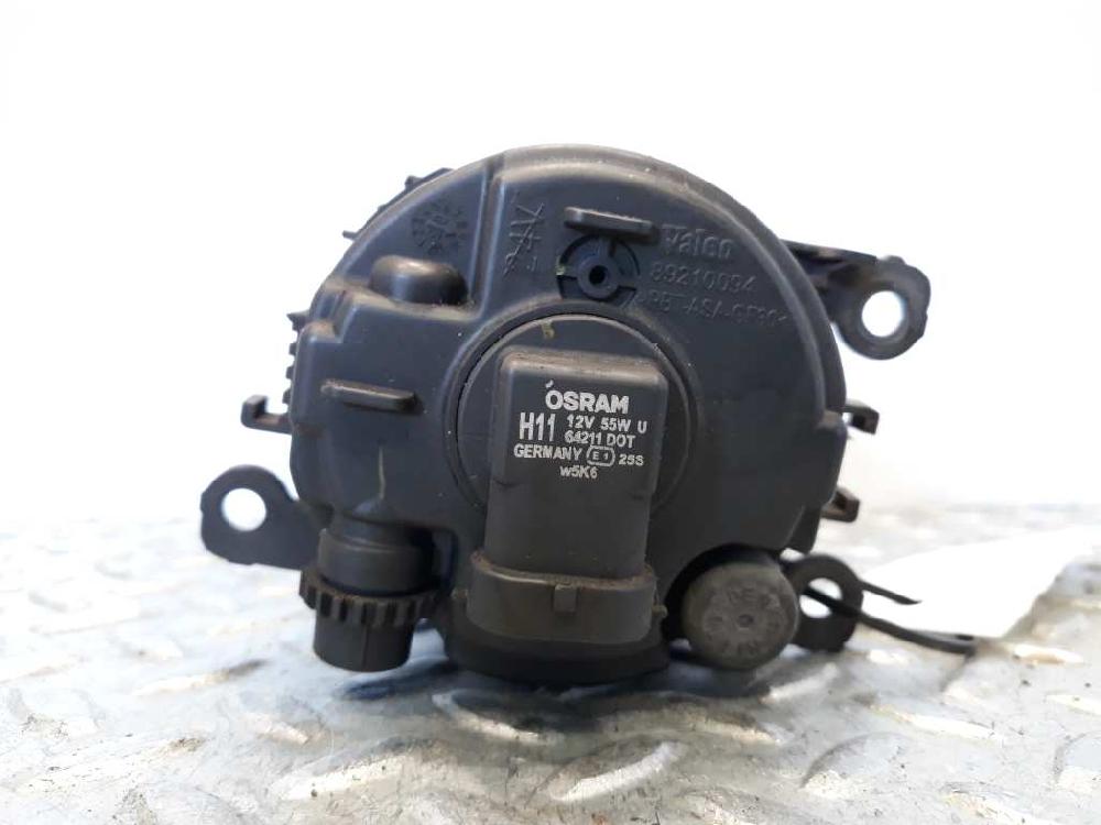 Faro antiniebla derecho F9Q E8 89210094 de Renault Scenic ii 2003-2009 131 CV con 1 km - pieza usada