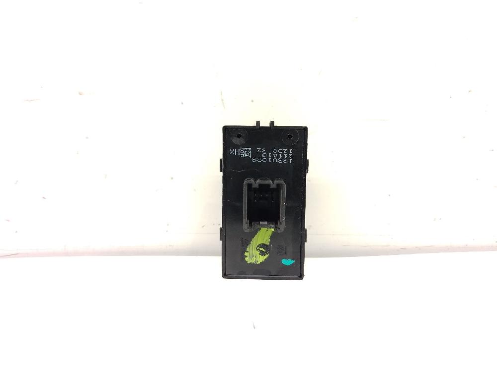 Mando elevalunas trasero derecho A17DTR 13301888 de Opel Astra j (p10) 2009-2015 125 CV - pieza usada