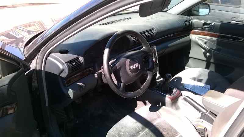 AUDI A4 B5/8D (1994-2001) Ilmastointijäähdytin 8D0260401G 24761869