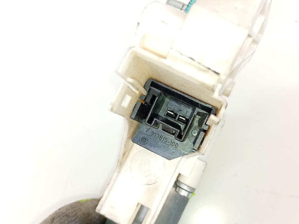 Motor elevalunas delantero derecho CAS 8K0959802B de Volkswagen Touareg (7p5, 7p6) 2010-2018 240 CV - pieza usada