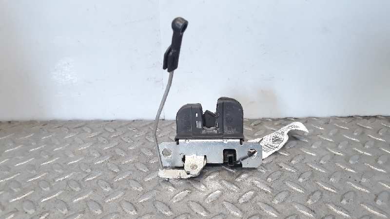 SEAT Leon 1 generation (1999-2005) Tailgate Boot Lock 6L6827505A 18561607