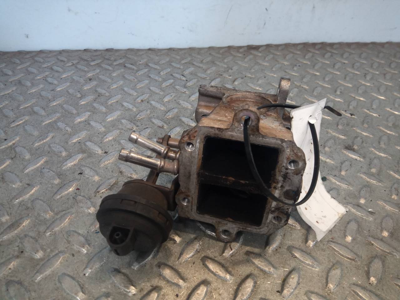 VOLKSWAGEN Passat B6 (2005-2010) EGR vožtuvas 103557 23331852