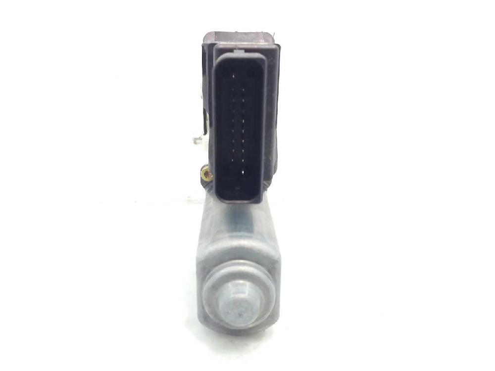 Motor elevalunas trasero derecho AZV 1K0959704B de Volkswagen Touran (1t1) 2003-2006 136 CV - pieza usada
