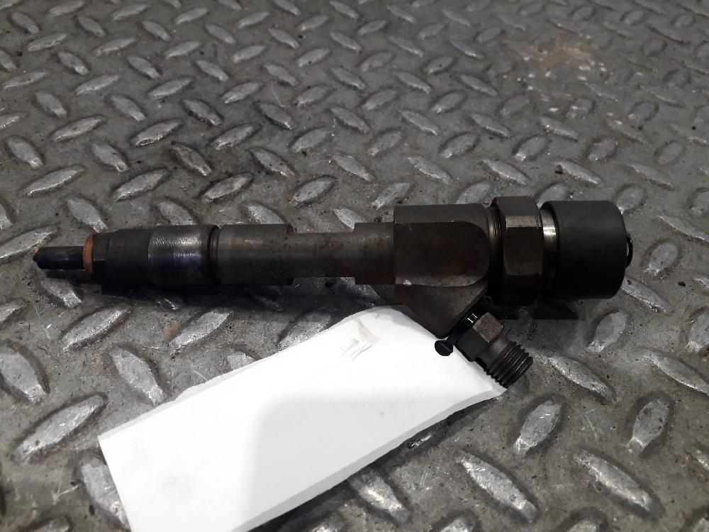 Inyector F9Q K7 7700111014 de Renault Scénic i monospace (ja0/1_, fa0_) 1999-2003 102 CV con 1 km - pieza usada