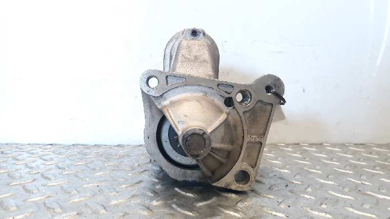 Démarreur F9Q D8 88KW 8200628419 de Renault Grand scénic ii (jm0/1_) 2004-2006 120 CV con 1 km - pieza usada