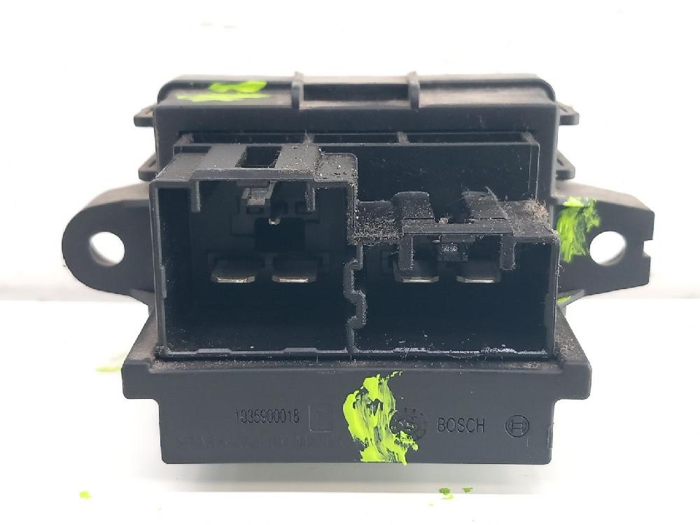 Resistencia calefacción A 16 XER,B 16 XER 13503201 de Opel Astra j (p10) 2009-2015 115 CV con 194671 km - pieza usada