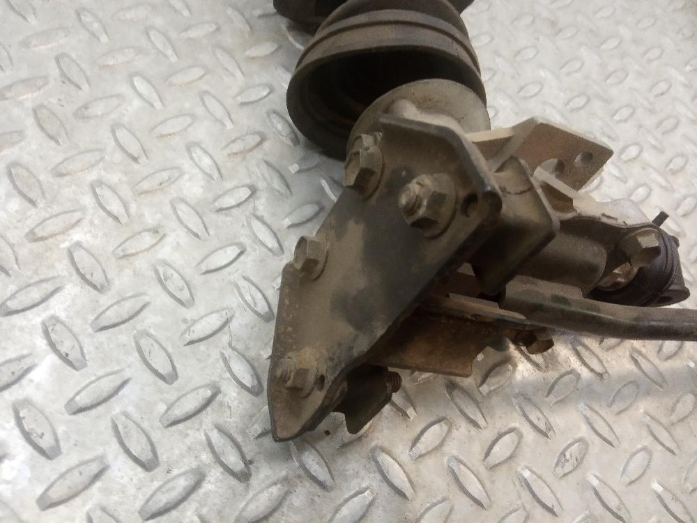 Palanca de cambio 4JB1 de Isuzu Trooper 1983-0 97 CV - pieza usada