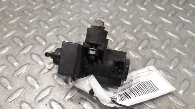 BMW X3 E83 (2003-2010) Solenoidový ventil 72279600 23300996