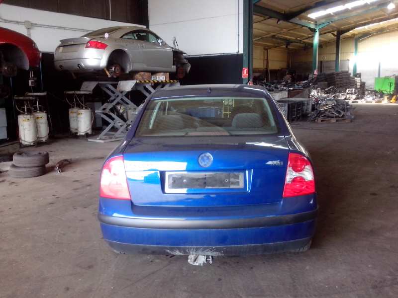 VOLKSWAGEN Passat B5 (1996-2005) Posūkių mechanizmas 4B0953503E 18505397