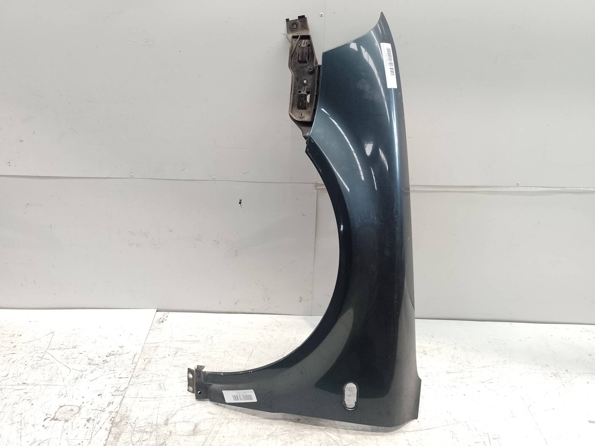 VOLKSWAGEN Passat Variant 1 generation (2010-2024) Front Left Fender 3B0821105E 25583538