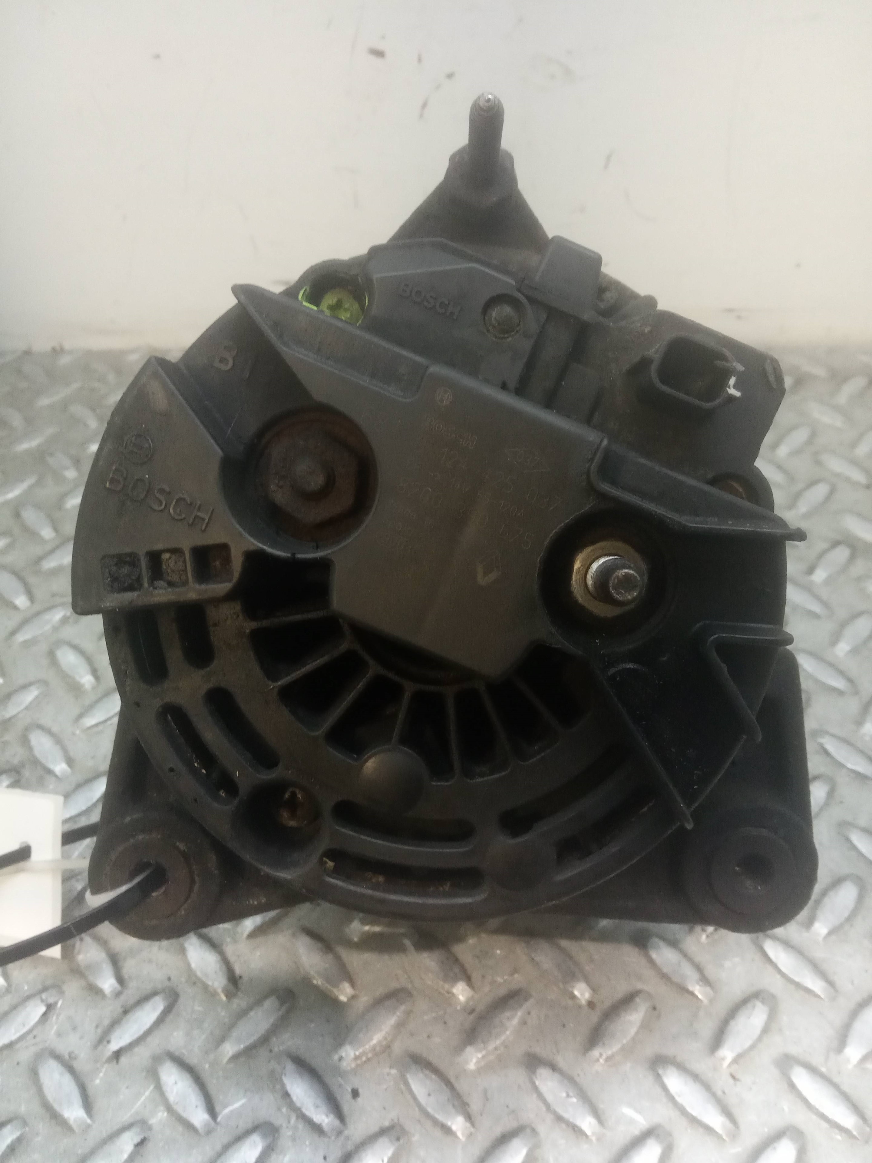 AUDI Clio 3 generation (2005-2012) Alternator 0124425037,0124425037 23306137