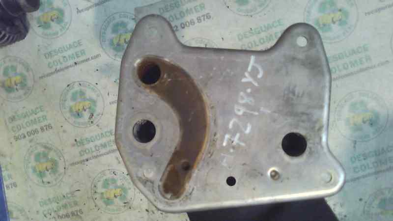 Enfriador de aceite motor 611980 A6111880301 de Mercedes-benz Vito (w638) combi 1996-2003 102 CV - pieza usada